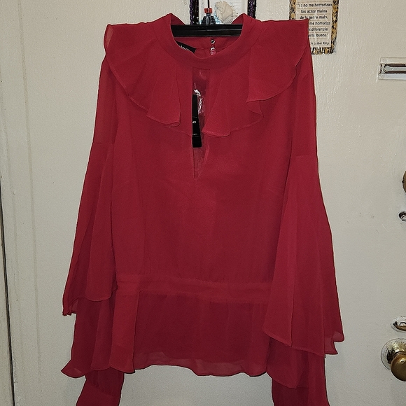 Bebe fuschia Medium dressy Shirt